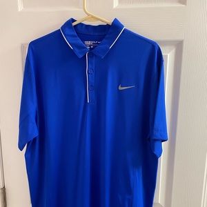 Nike golf Men’s shirt size Large new